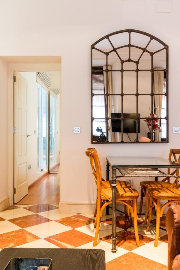 Quevedo Suite Sevilla Exterior foto